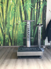 Laden Sie das Bild in den Galerie-Viewer, Vibrafit Vibrationsplatte Classic